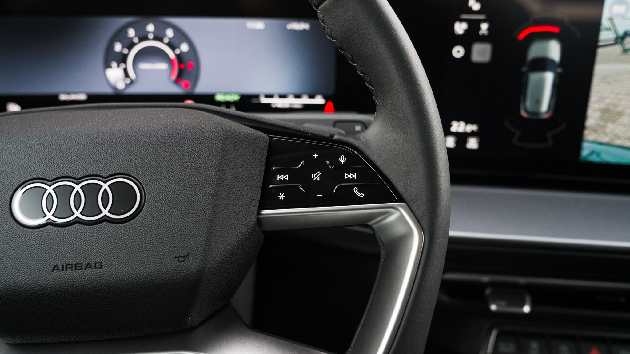 Obrázok Q3 SUV TFSI quattro 150kW