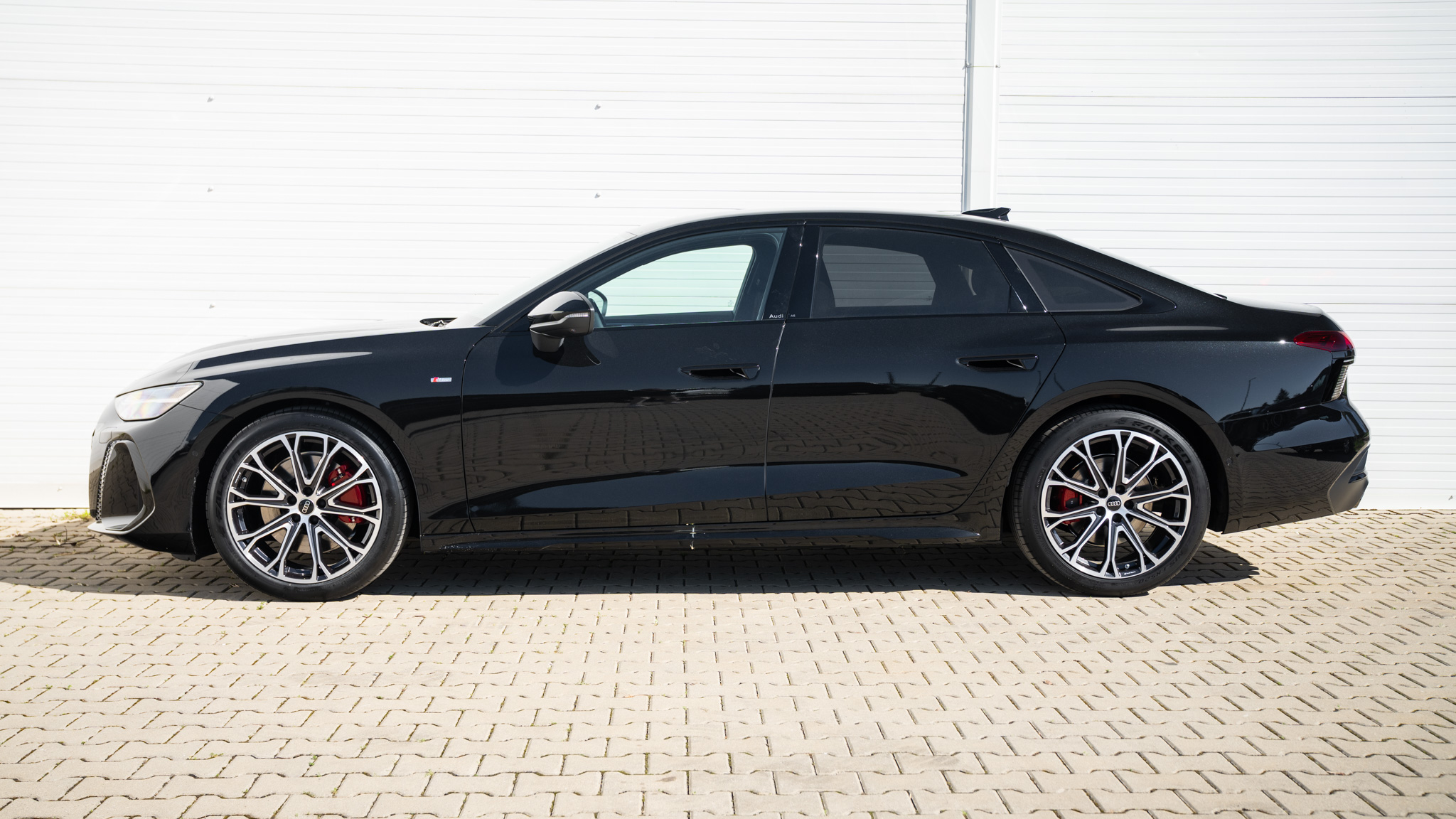 Obrázok A6 Limuzína TDI quattro 220kW STR