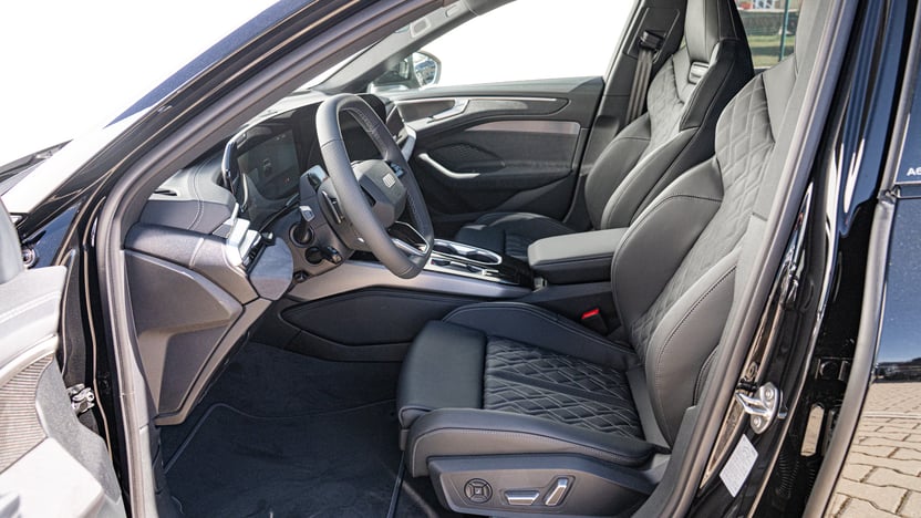 Obrázok A6 Limuzína TDI quattro 220kW STR