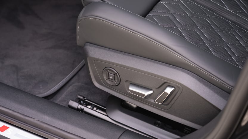 Obrázok A6 Limuzína TDI quattro 220kW STR
