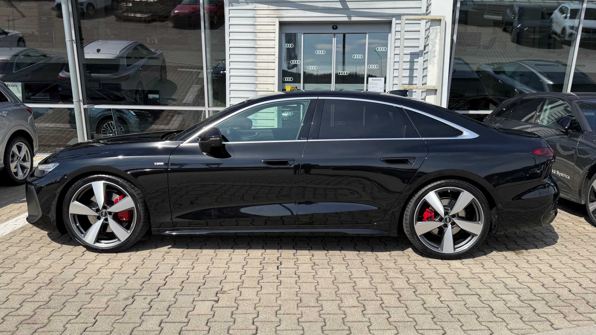 Obrázok A6 Limuzína TDI quattro 220kW STR