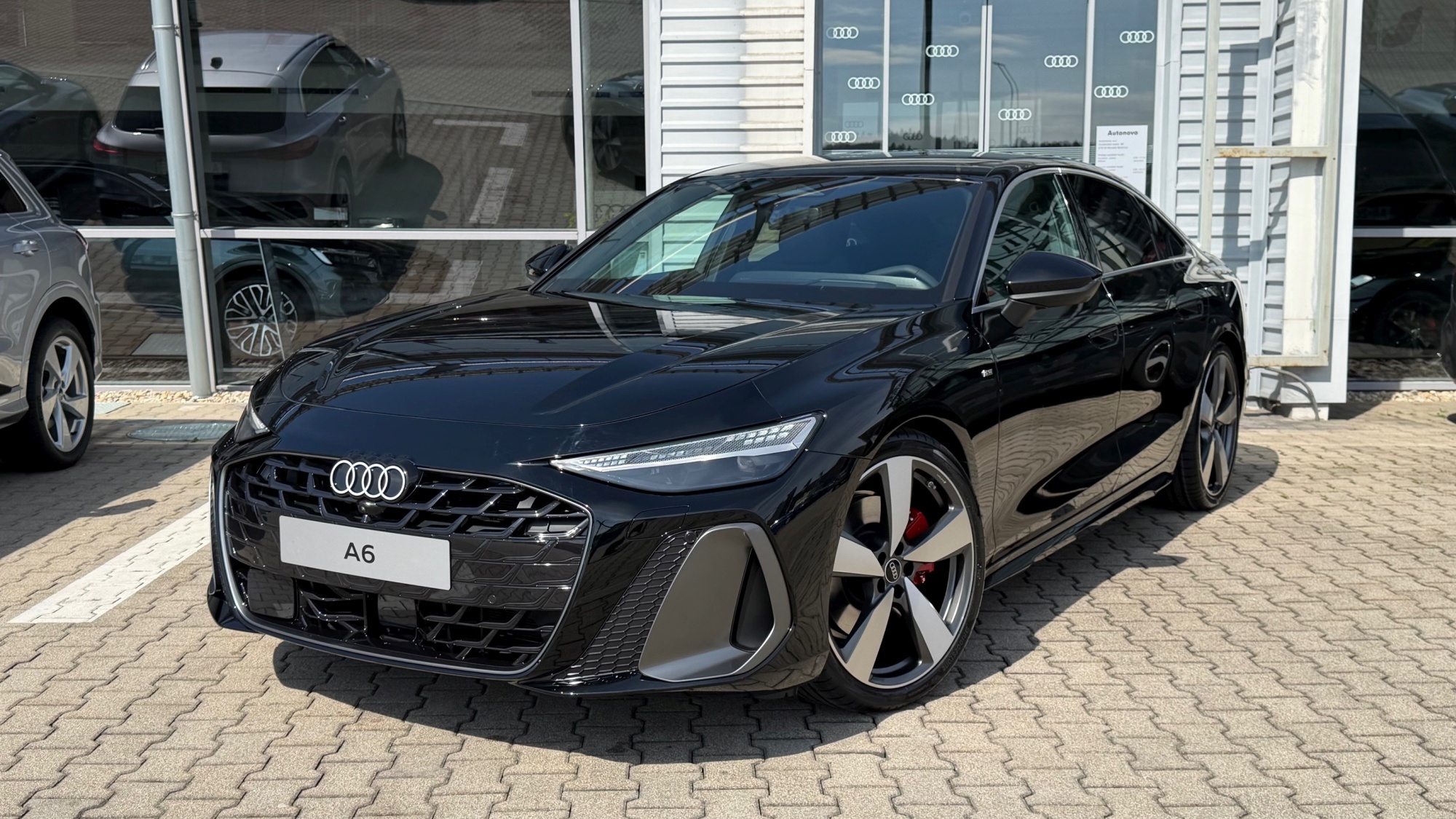 Obrázok A6 Limuzína TDI quattro 220kW STR