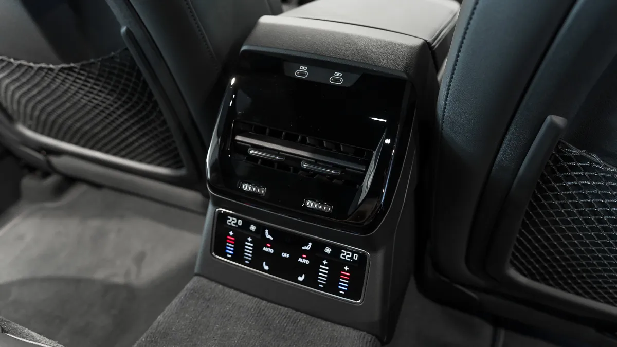 Obrázok A6 Avant TDI quattro 220kW STR