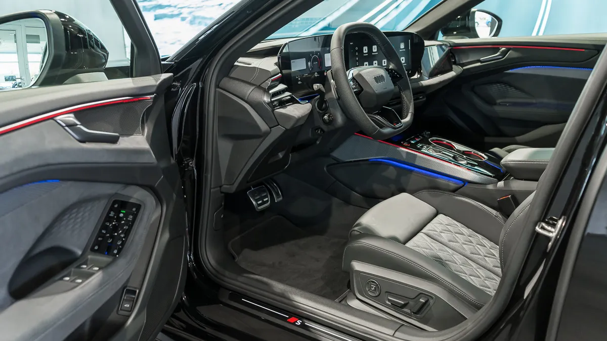 Obrázok A6 Limuzína TDI quattro 220kW STR