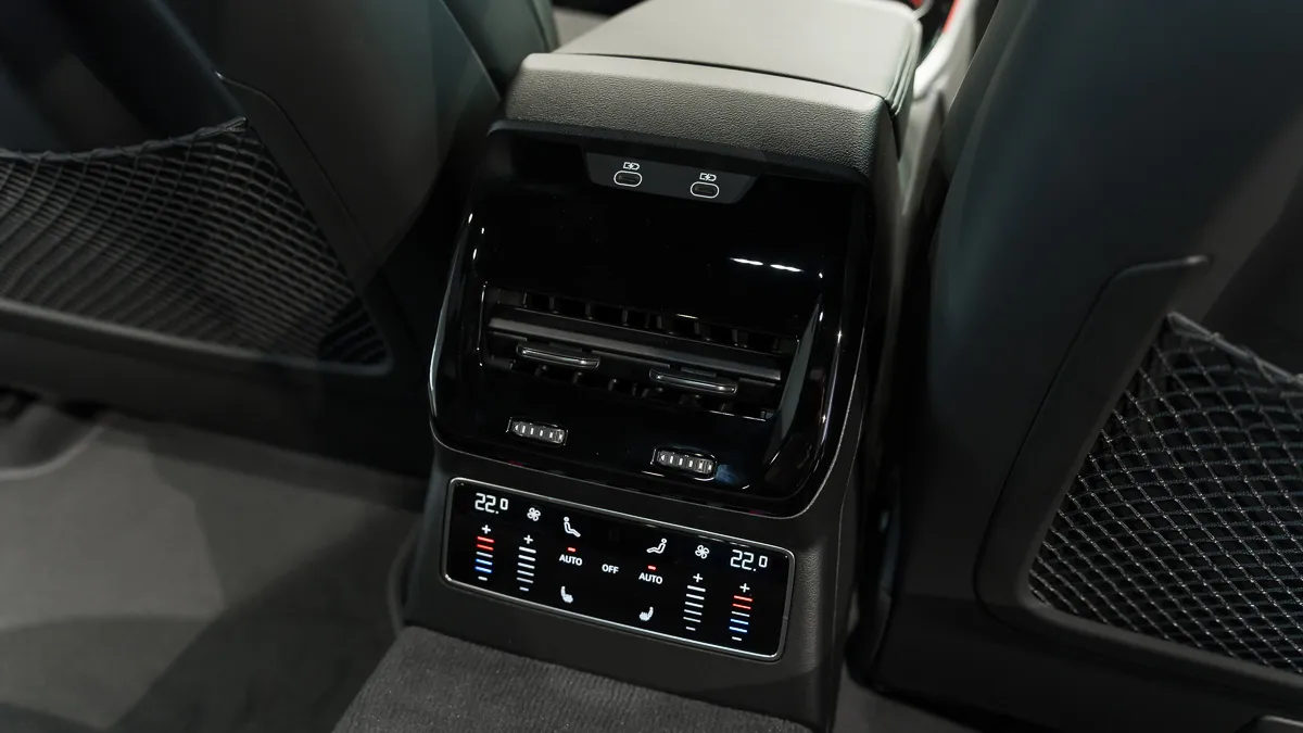 Obrázok A6 Limuzína TDI quattro 220kW STR