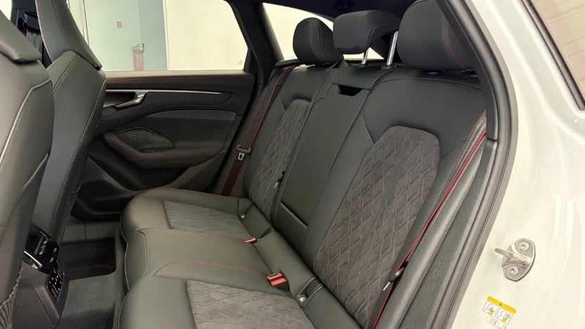 Obrázok A6 Avant TDI quattro 220kW STR
