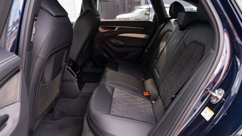 Obrázok A6 Avant e-hybrid quattro 220kW STR
