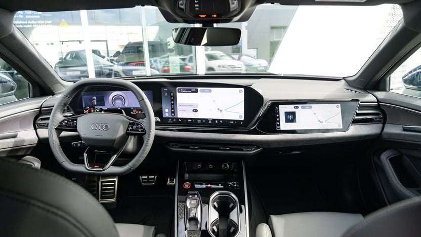 Obrázok A6 Avant e-hybrid quattro 220kW STR