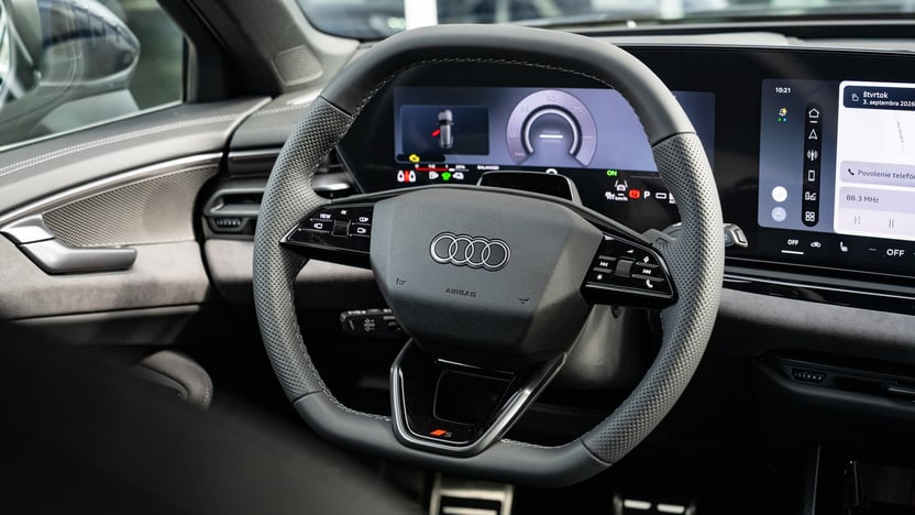 Obrázok A6 Avant e-hybrid quattro 220kW STR