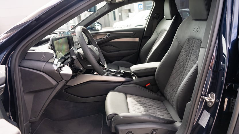 Obrázok A6 Avant e-hybrid quattro 220kW STR