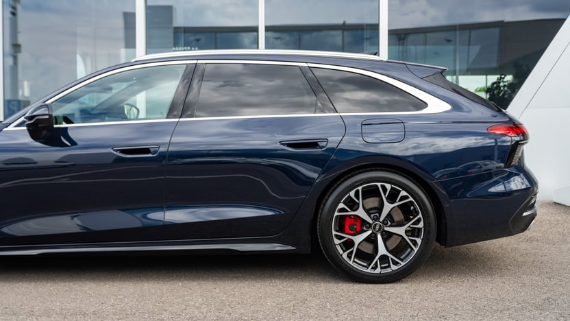 Obrázok A6 Avant e-hybrid quattro 220kW STR