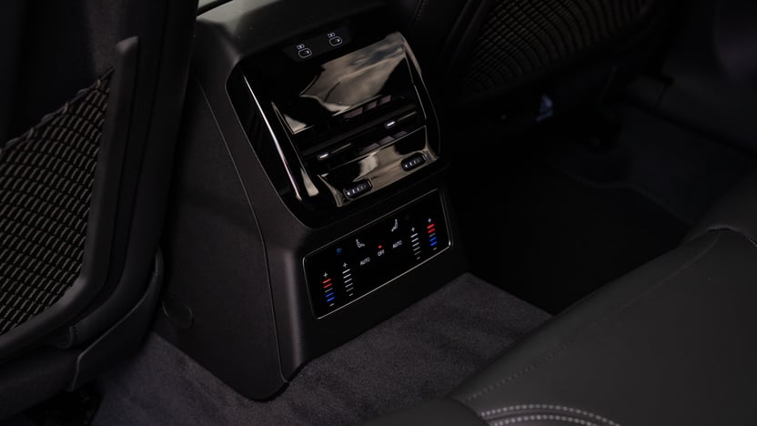 Obrázok A6 Avant e-hybrid quattro 220kW STR