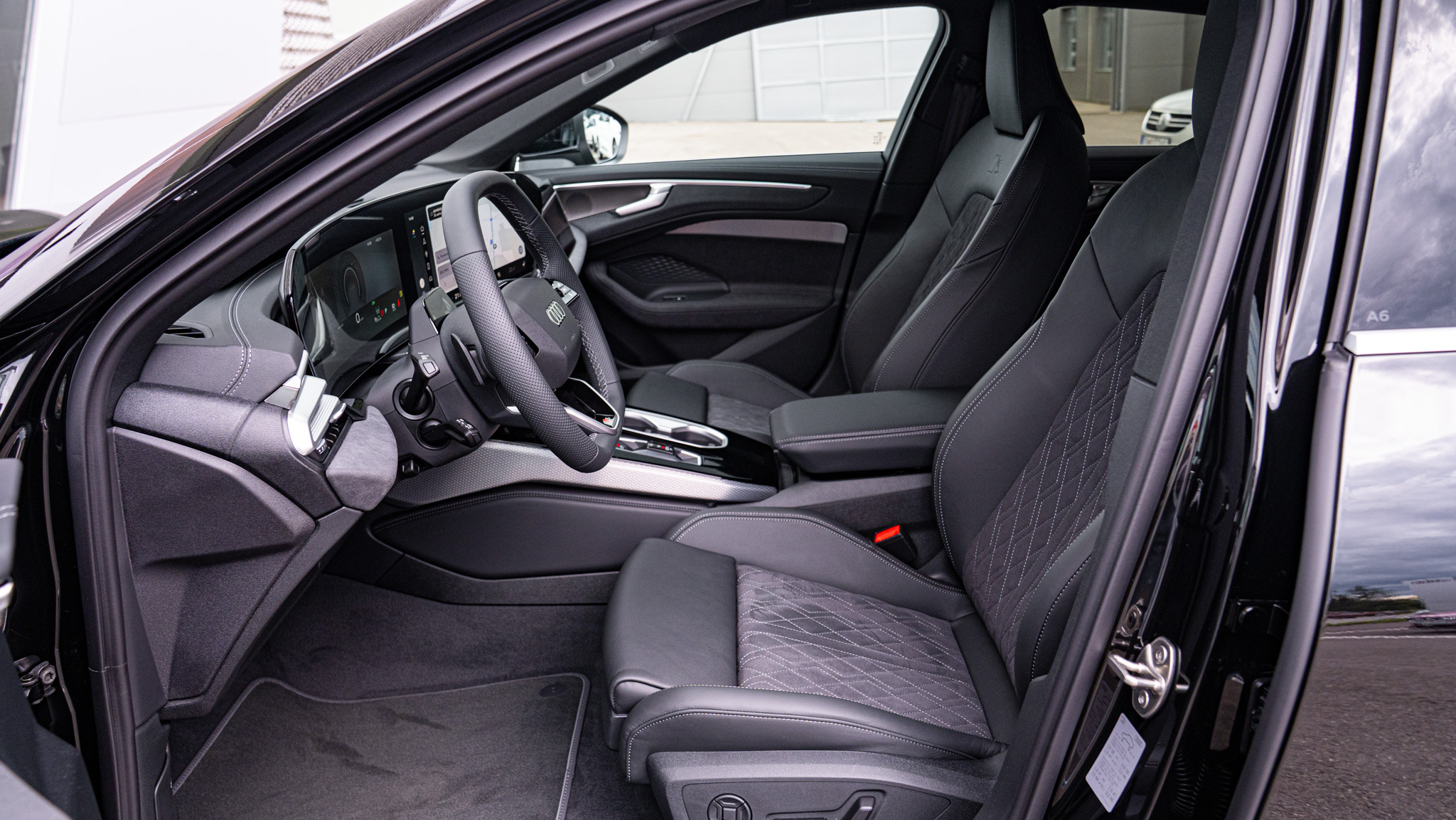 Obrázok A6 Limuzína TDI quattro 220kW STR