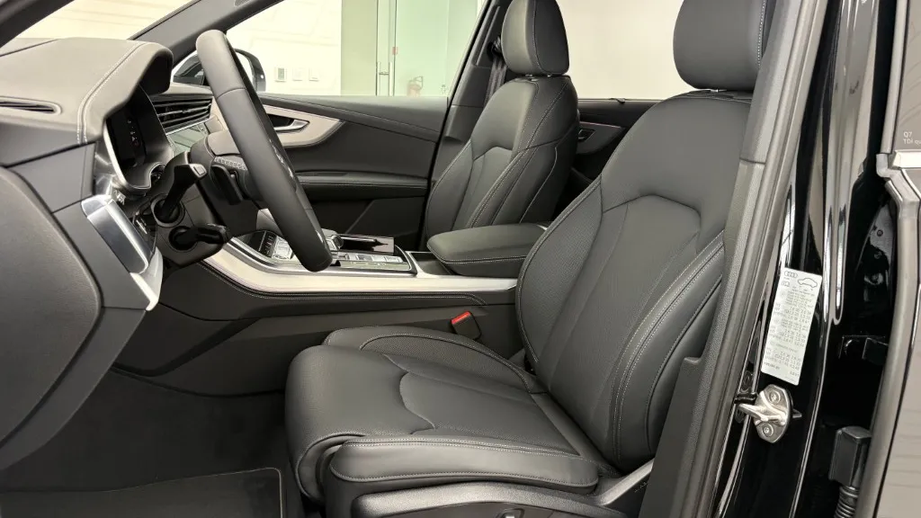 Obrázok Q7 SUV S line TDI quattro 210kW