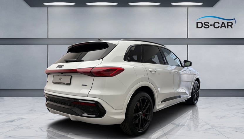 Obrázok Q5 SUV TDI quattro 150kW STR