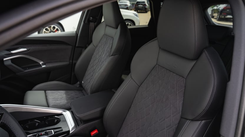 Obrázok Q5 SUV TDI quattro 150kW STR