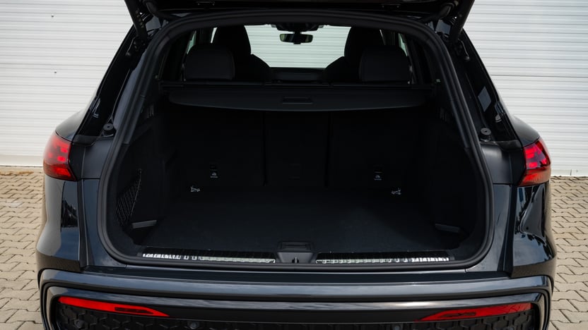 Obrázok Q5 SUV TDI quattro 150kW STR