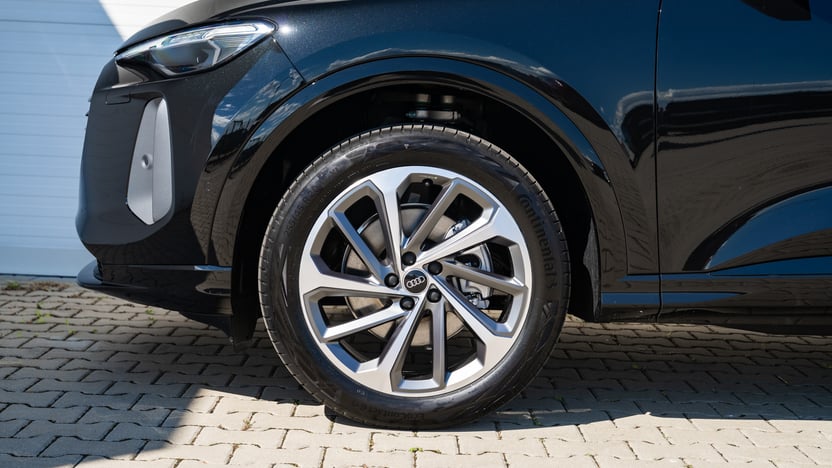 Obrázok Q5 SUV TDI quattro 150kW STR