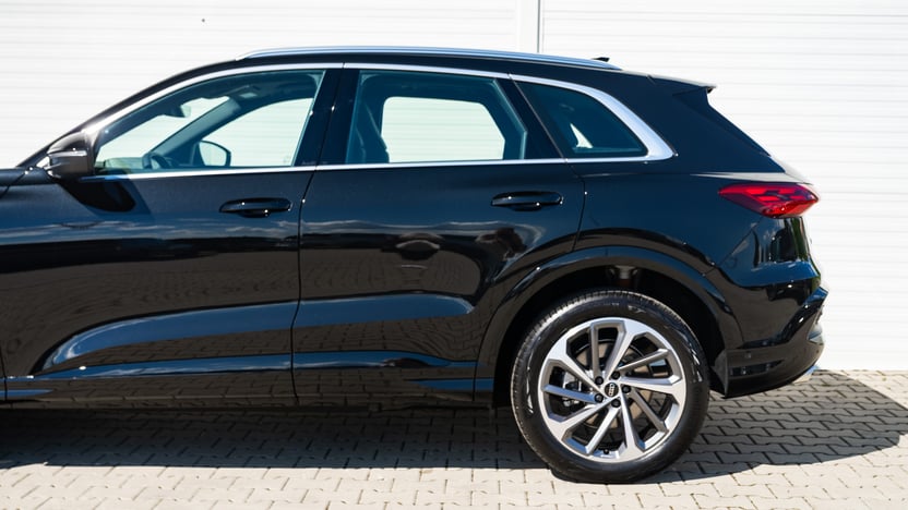 Obrázok Q5 SUV TDI quattro 150kW STR