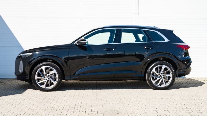 Obrázok Q5 SUV TDI quattro 150kW STR