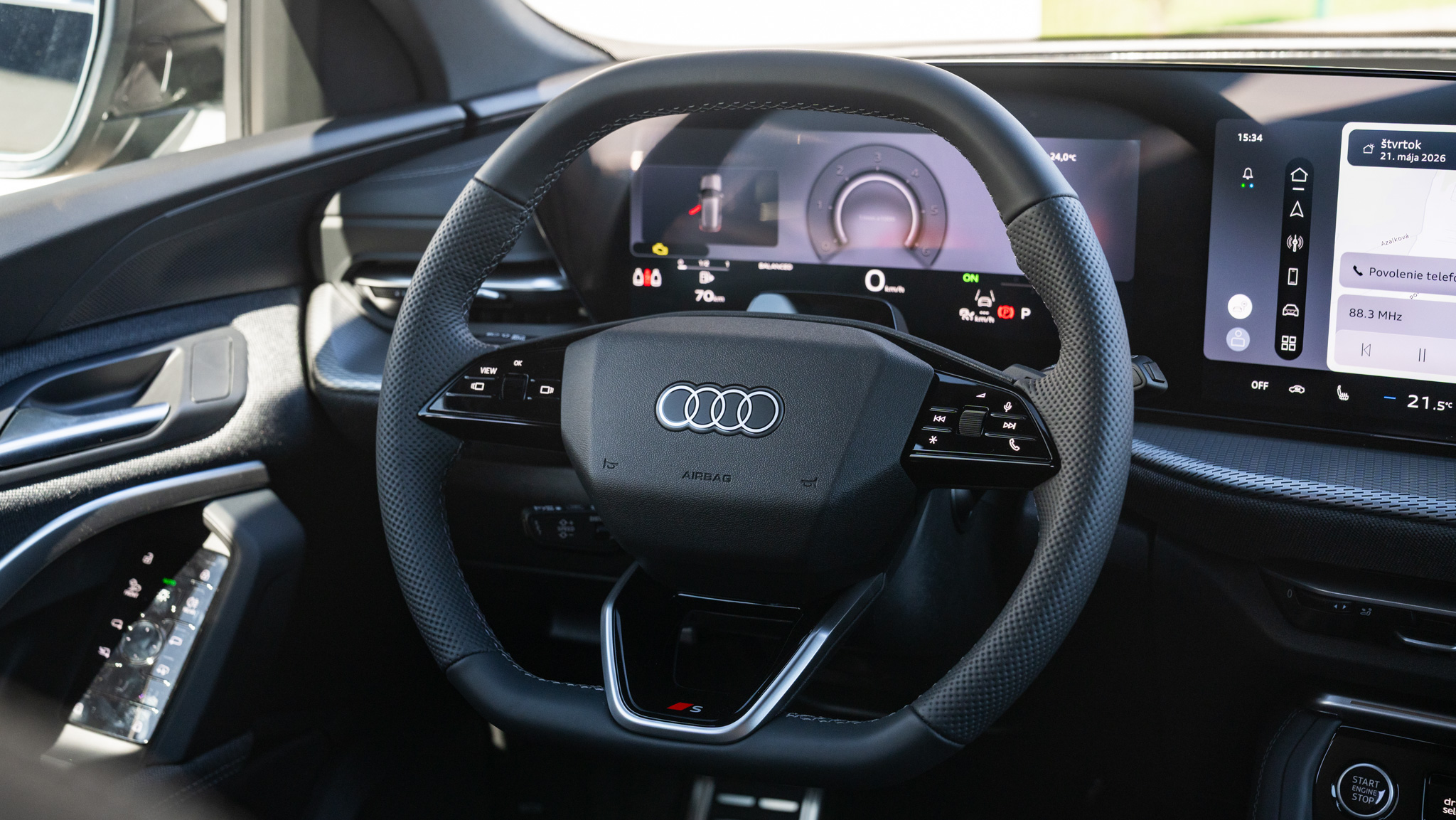 Obrázok Q5 SUV TDI quattro 150kW STR