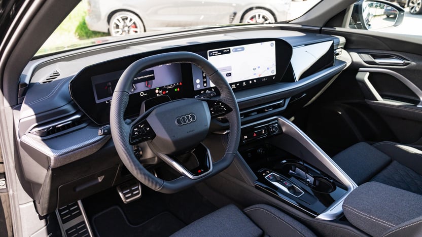 Obrázok Q5 SUV TDI quattro 150kW STR