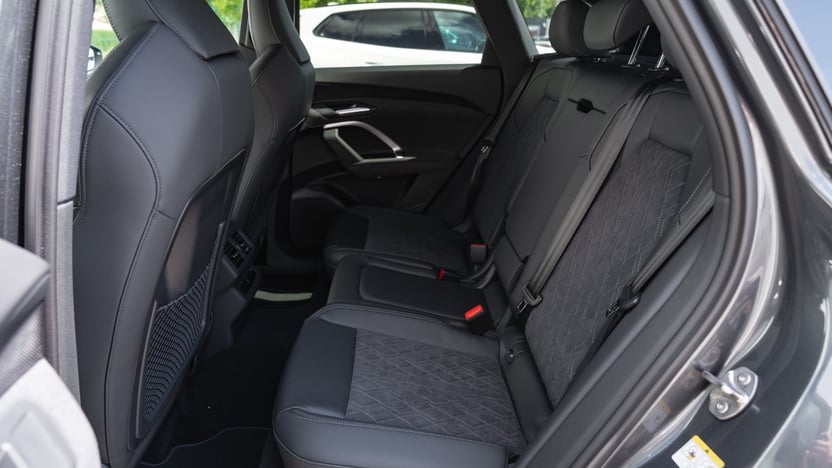 Obrázok Q5 SUV TDI quattro 150kW STR