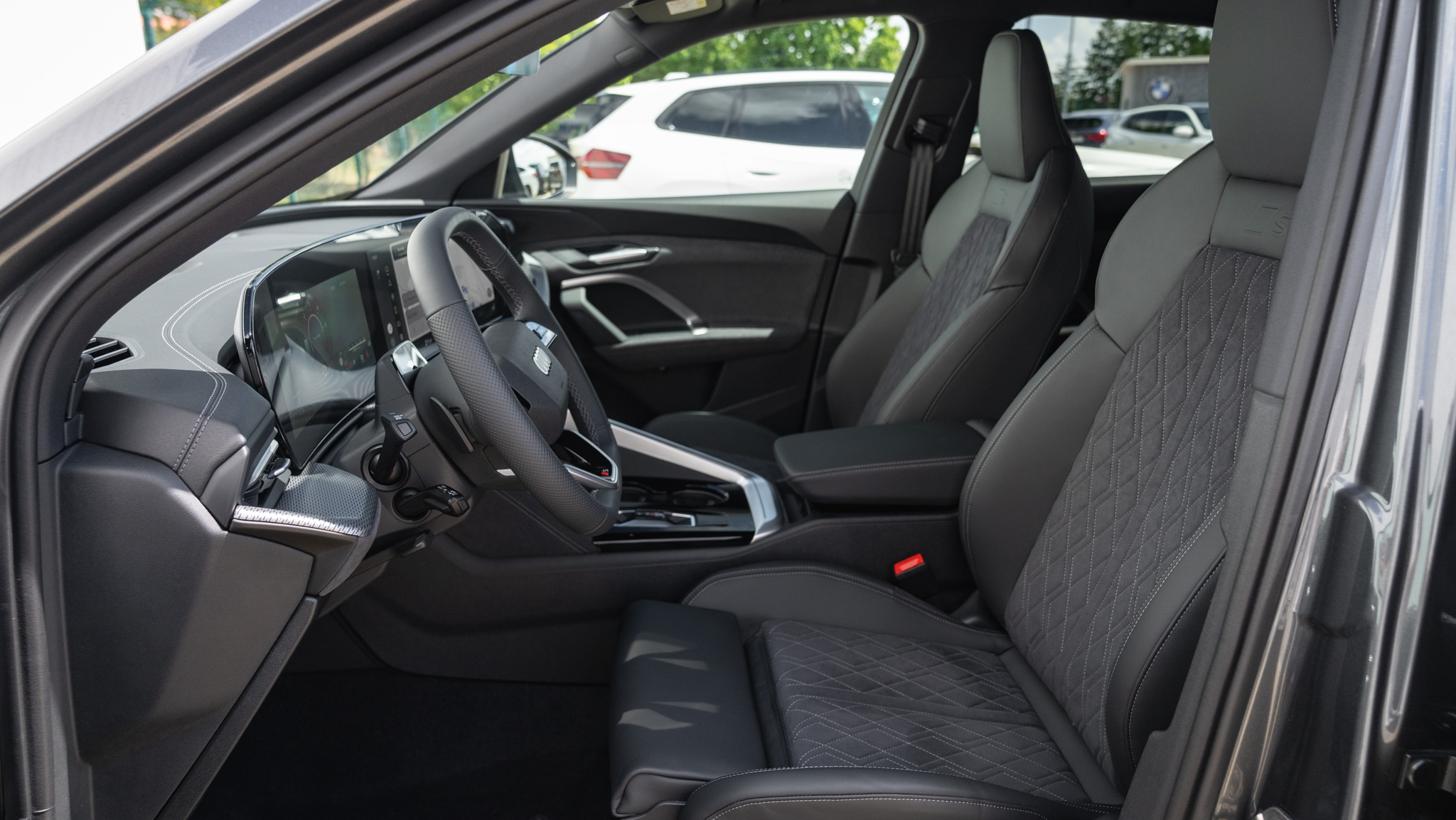Obrázok Q5 SUV TDI quattro 150kW STR