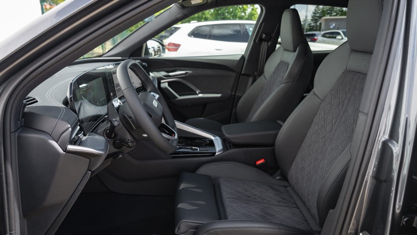 Obrázok Q5 SUV TDI quattro 150kW STR