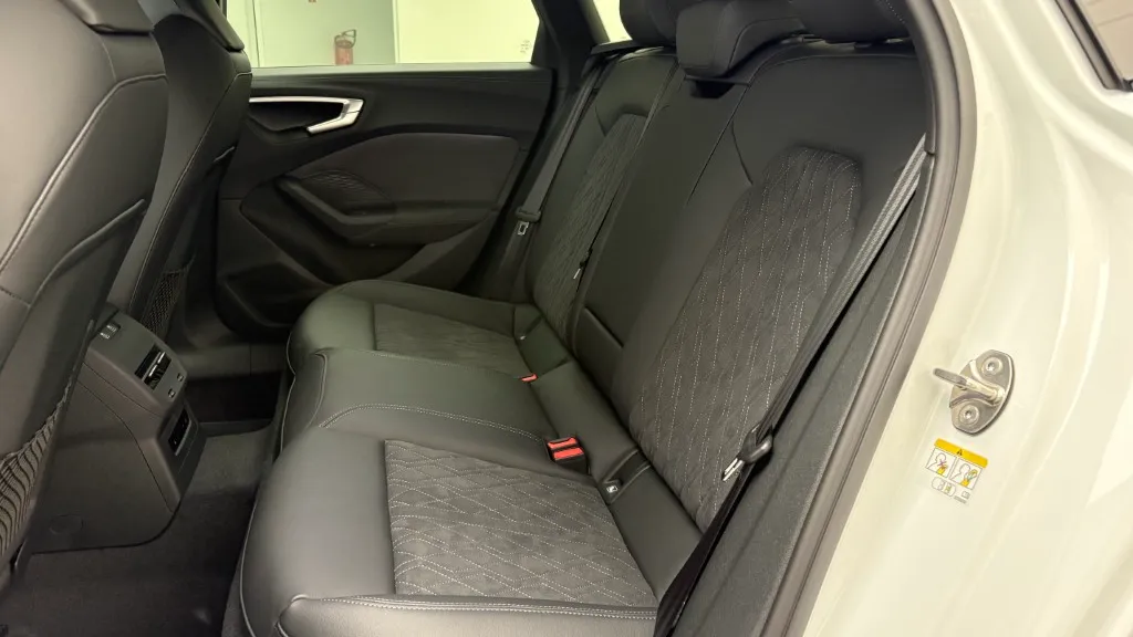 Obrázok A5 Limuzína TDI quattro 150kW STR