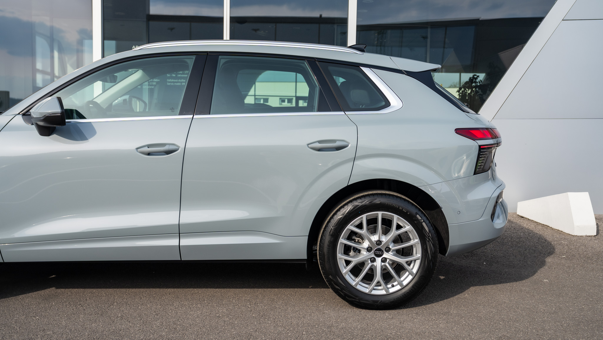 Obrázok Q3 SUV TFSI 110kW