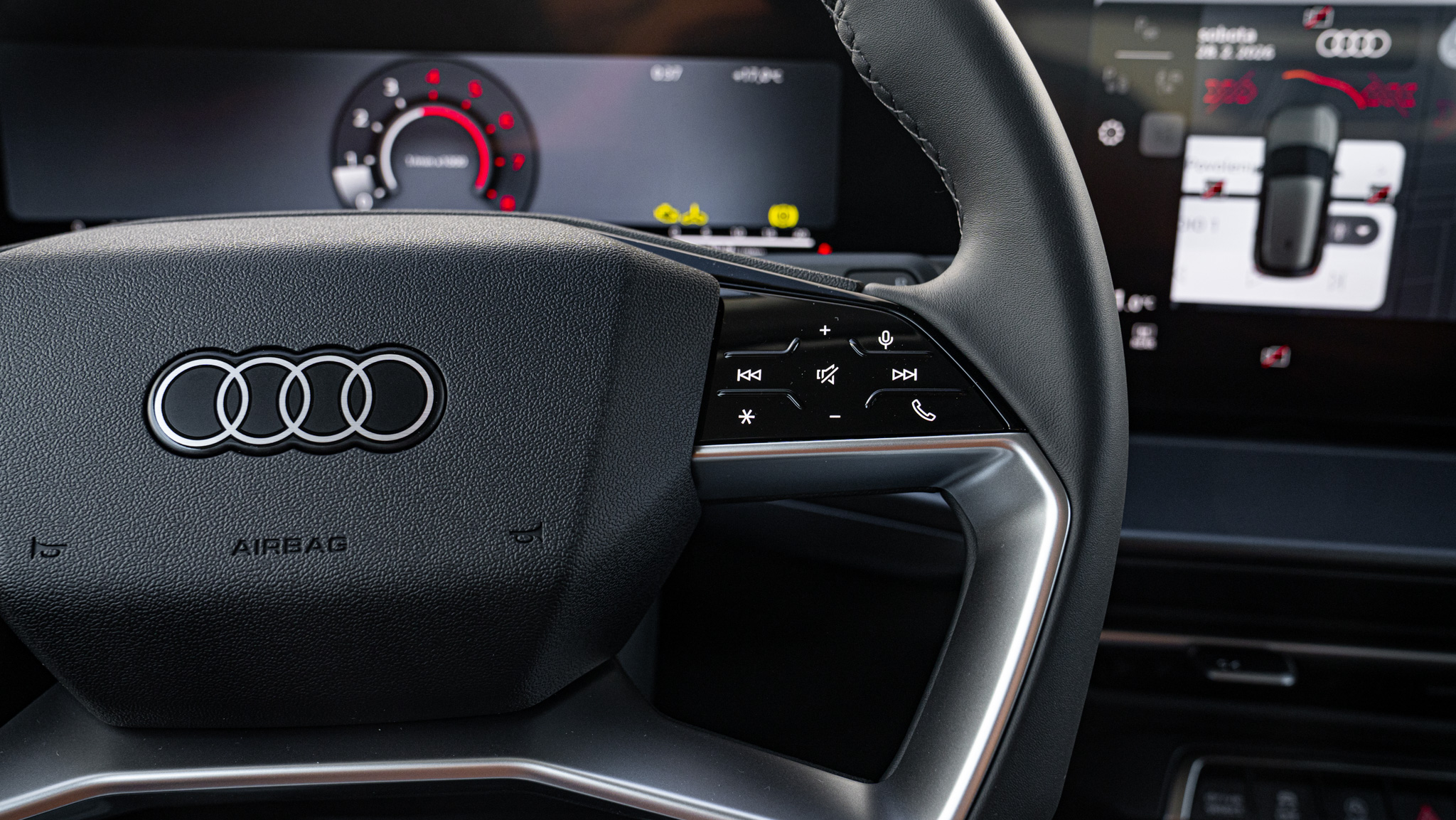 Obrázok Q3 SUV TFSI quattro 150kW