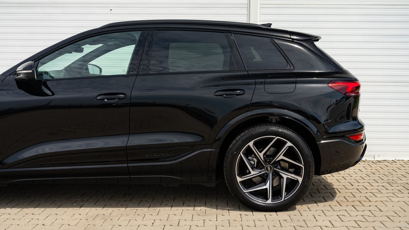 Obrázok Q6 SUV e-tron quattro
