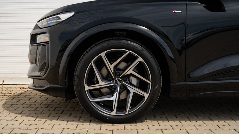 Obrázok Q6 SUV e-tron quattro