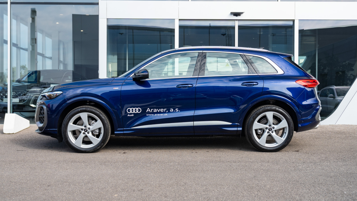 Obrázok Q5 SUV TDI quattro 150kW STR