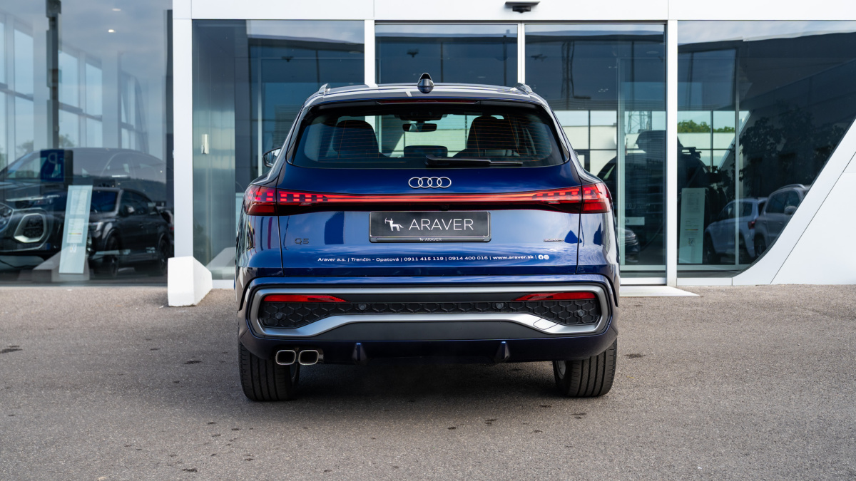 Obrázok Q5 SUV TDI quattro 150kW STR