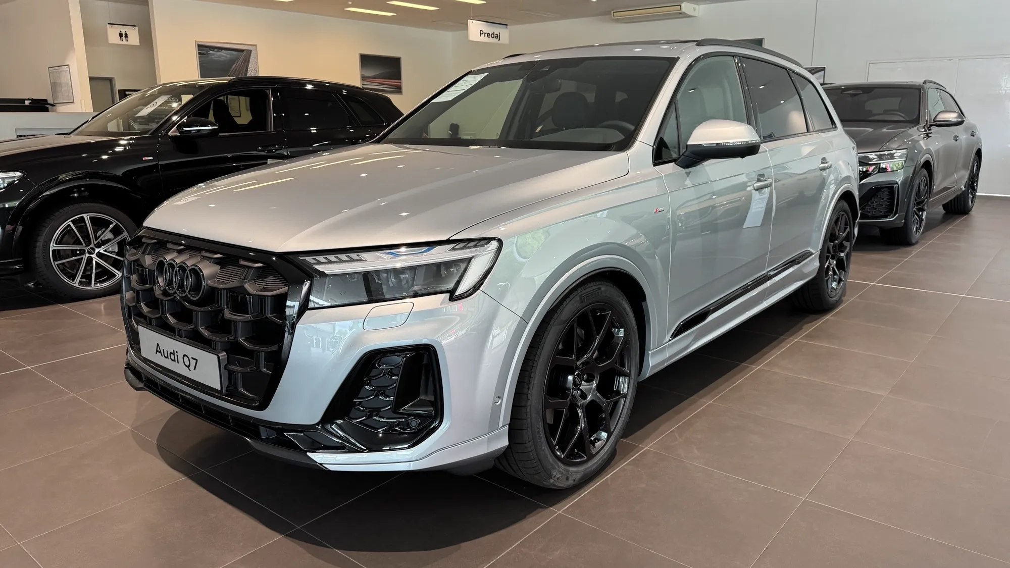 Obrázok Q7 SUV S line TDI quattro 210kW