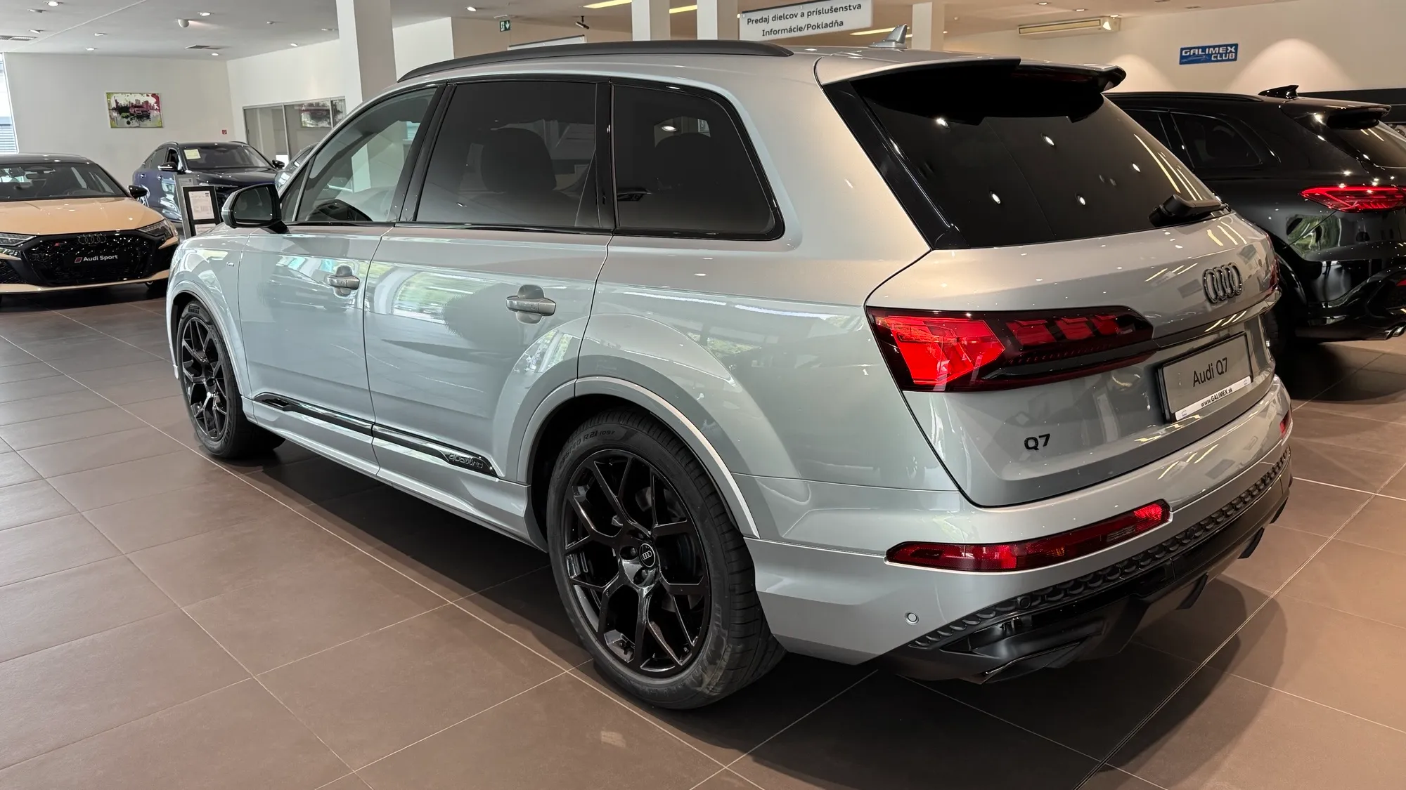 Obrázok Q7 SUV S line TDI quattro 210kW