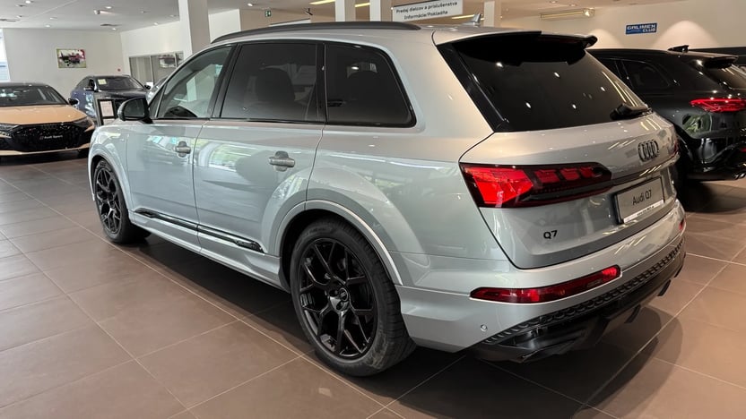 Obrázok Q7 SUV S line TDI quattro 210kW