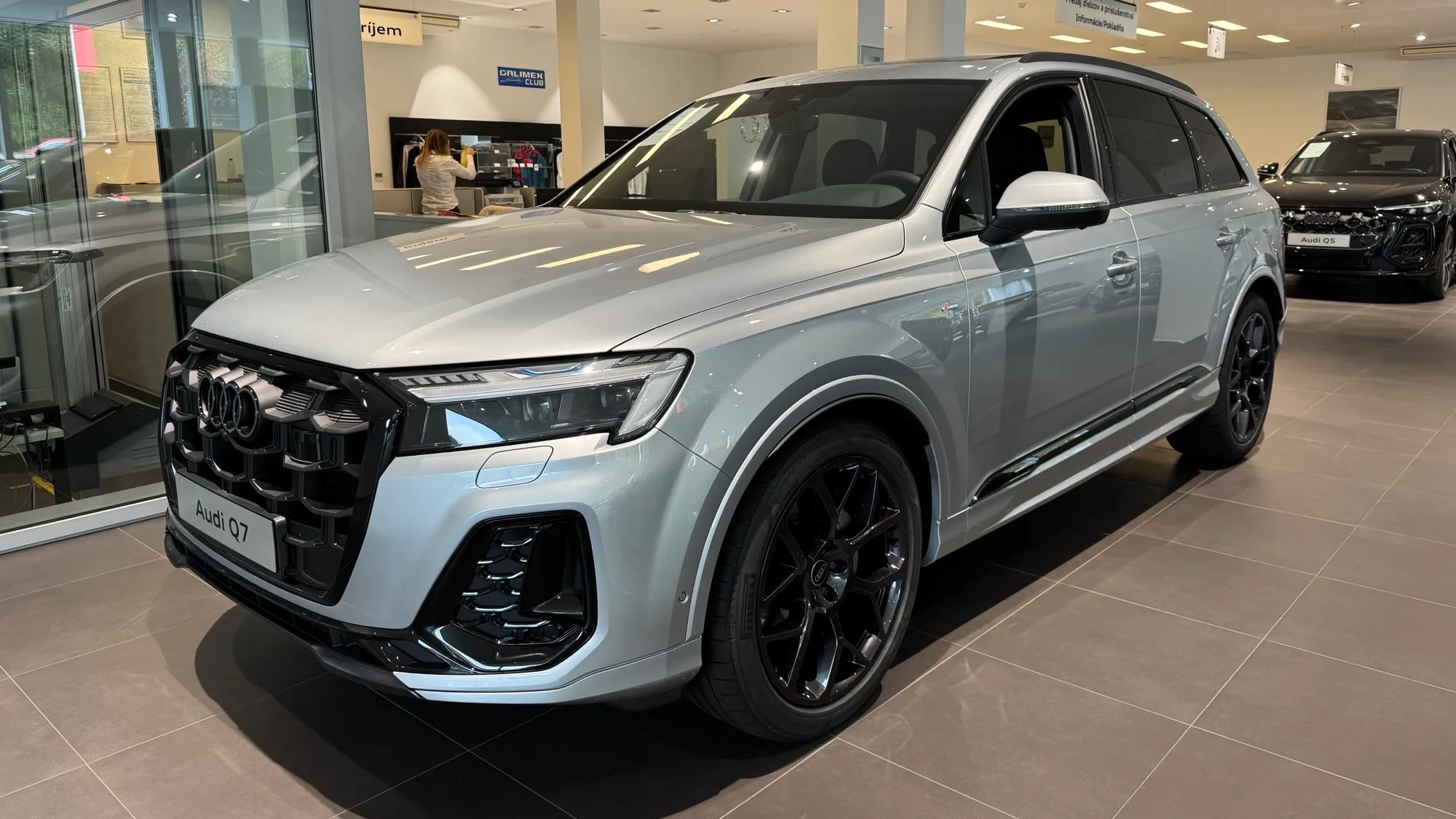 Obrázok Q7 SUV S line TDI quattro 210kW