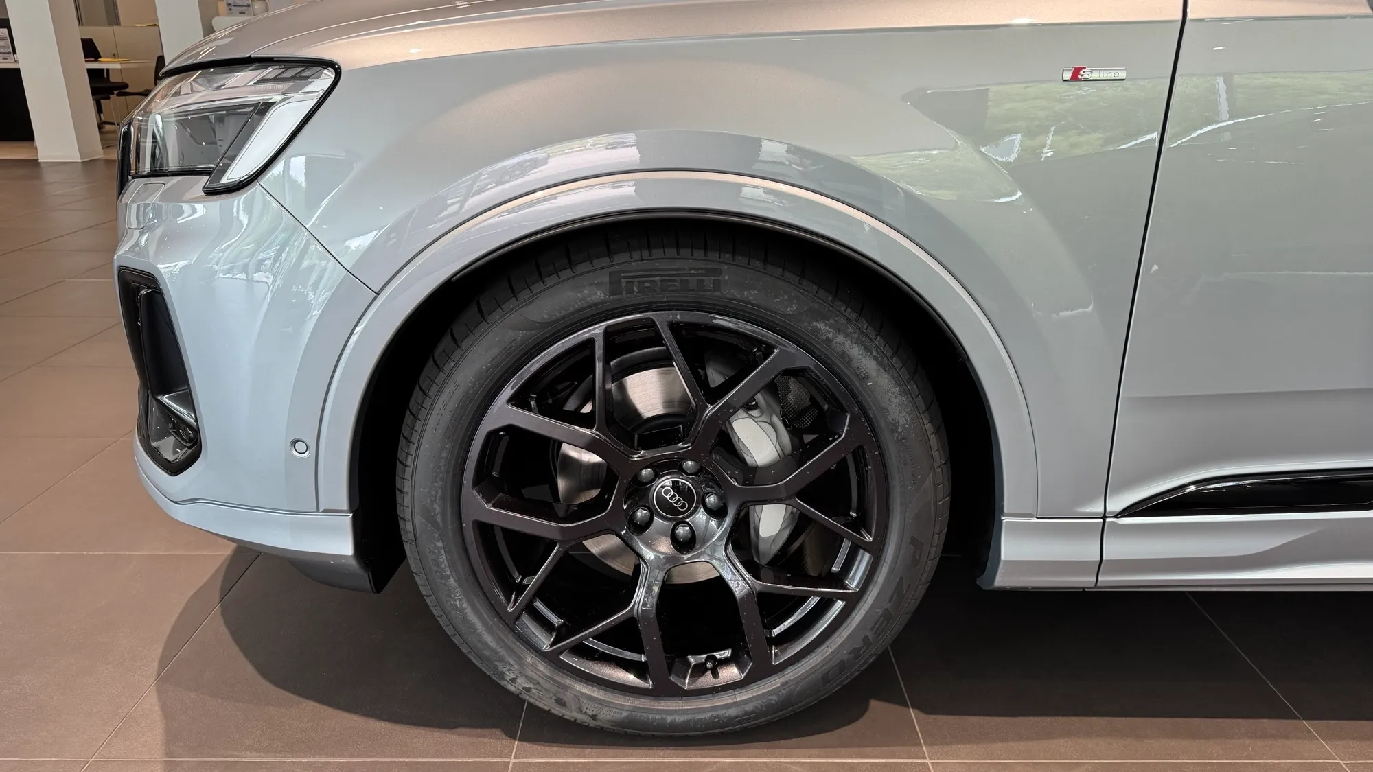 Obrázok Q7 SUV S line TDI quattro 210kW