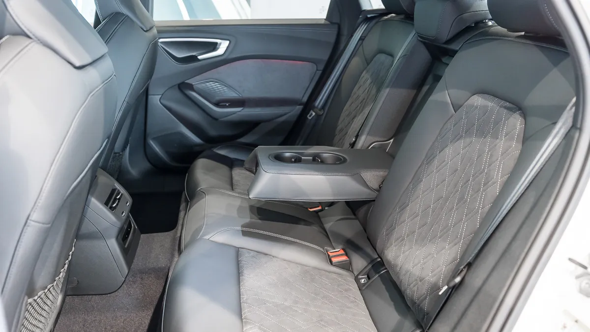 Obrázok A5 Limuzína TFSI quattro 150kW STR