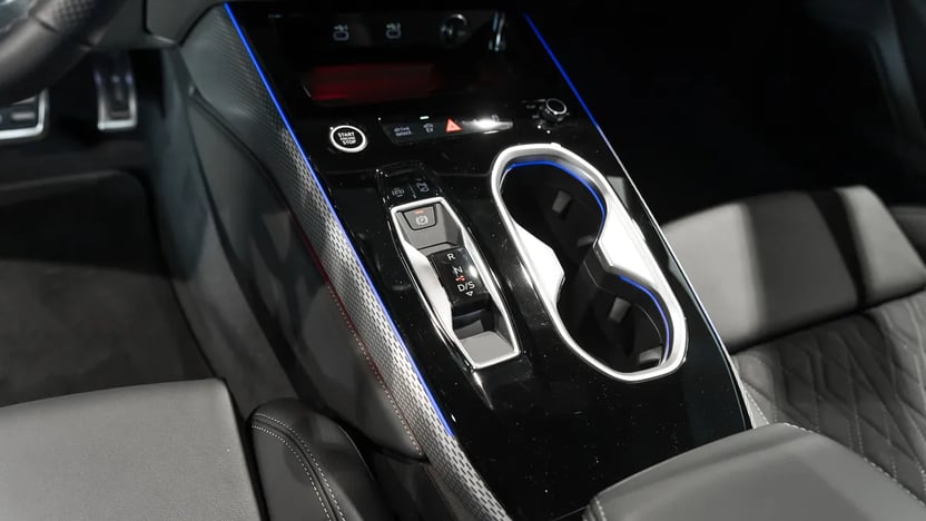 Obrázok A6 Avant e-hybrid quattro 220kW STR