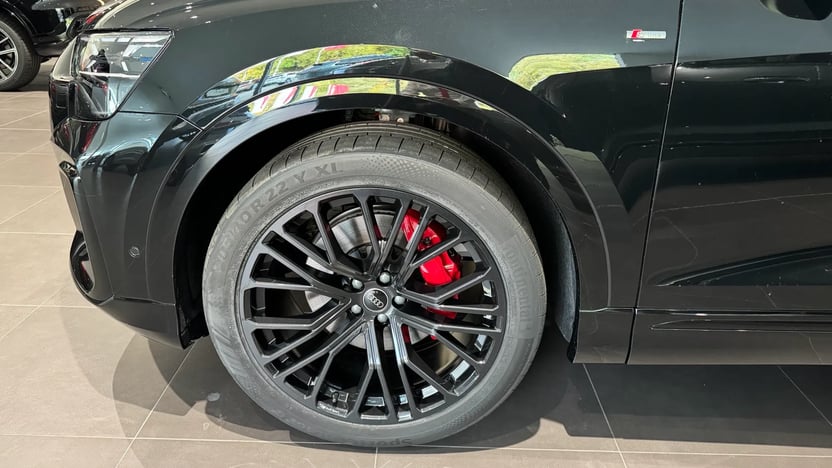 Obrázok Q8 SUV TDI quattro 210kW