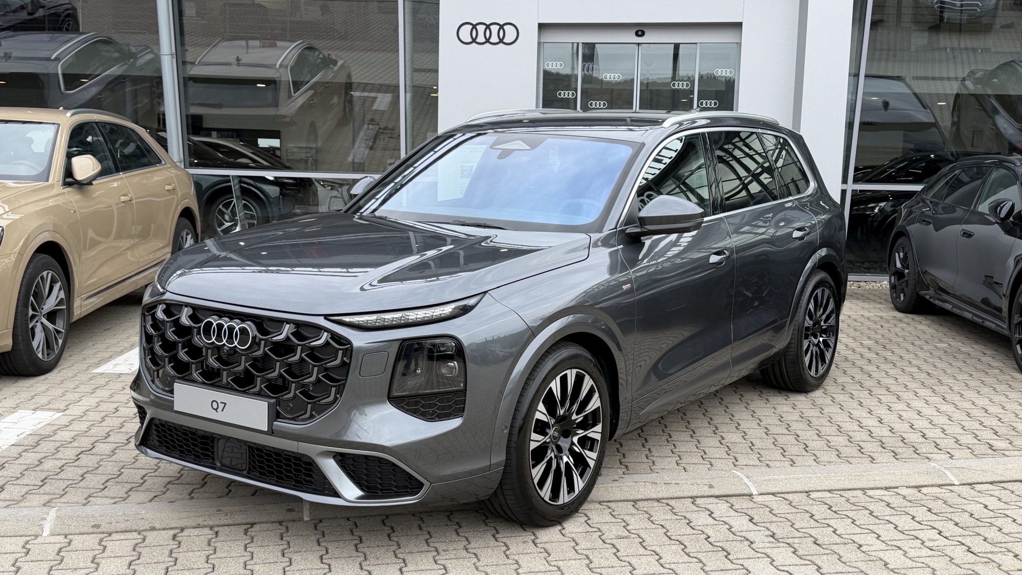 Obrázok Q7 SUV TDI quattro 220kW