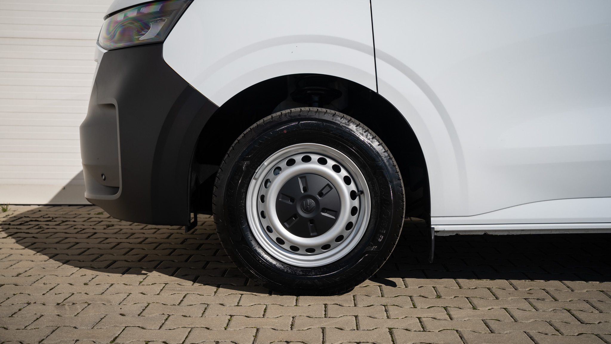 Obrázok Transporter T7 M6 FWD 2.0TDI LR BASIS