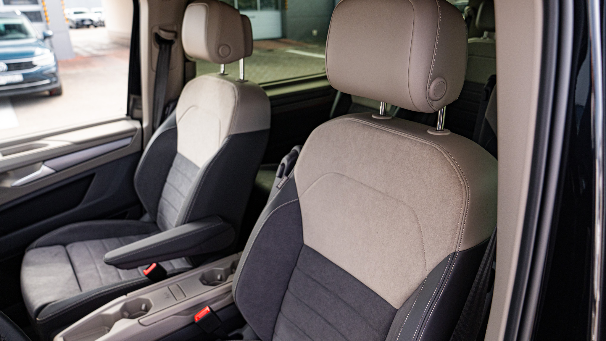 Obrázok Multivan Style1.5 TSI eHybrid 4M LR