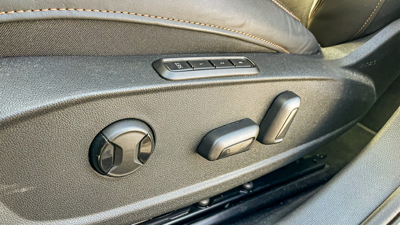 Obrázok CUPRA Formentor Tribe 2,0 TSI 310 4D DSG