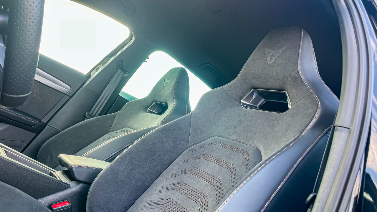 Obrázok CUPRA Formentor Tribe 2,0 TSI 310 4D DSG