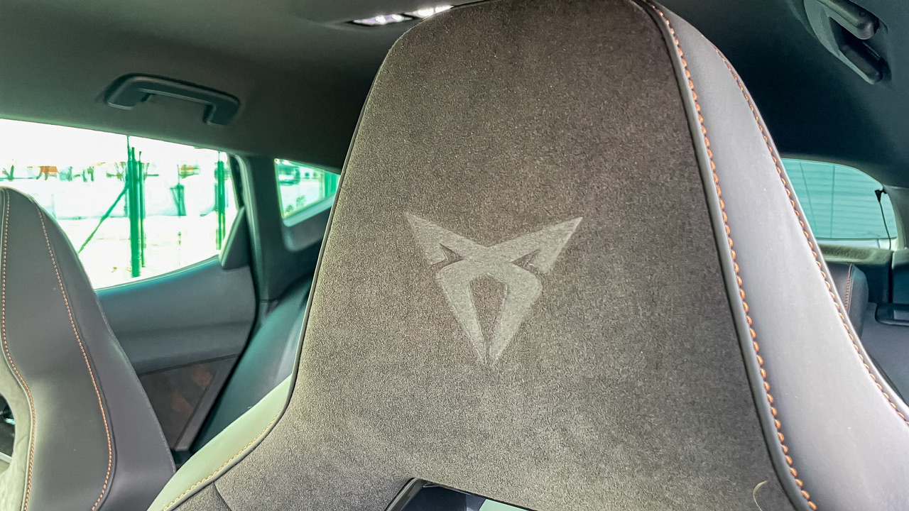 Obrázok CUPRA Formentor Tribe 2,0 TSI 310 4D DSG